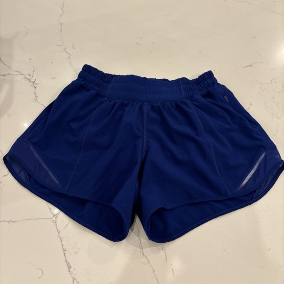 Lululemon hotty hot shorts blue size 4 - Picture 1 of 4